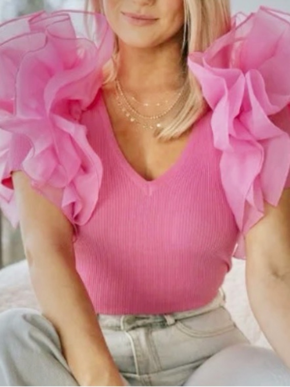 Ruffled Sleeve V-Neck Knit Top - Pink
